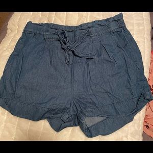 Almost Famous shorts